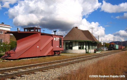 gorhamgtRR.jpg (42587 bytes)